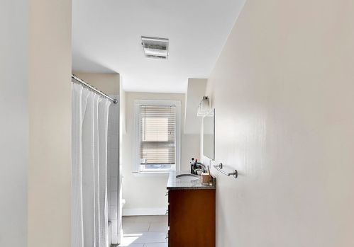 280 Court St, Plymouth MA 02360-4362 exterior