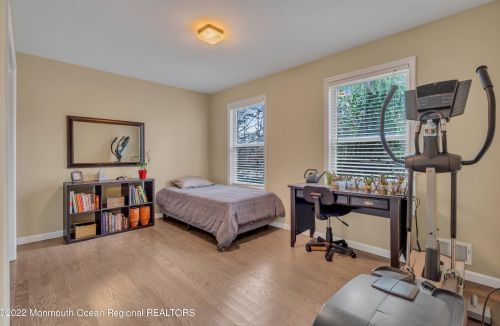 6 Pitney Ln, Jackson Twp NJ 08527-2933 exterior