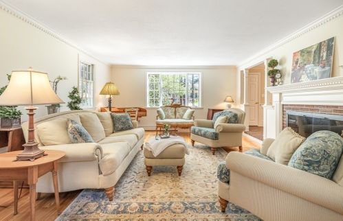 30 Surrey Ln, Topsfield MA 01983-1318 exterior