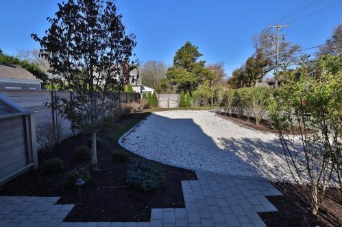 125 Seaview St, Chatham MA 02633-2330 exterior