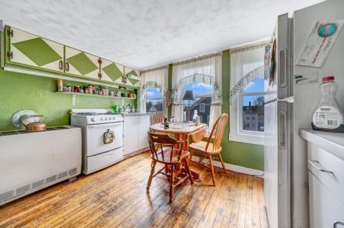 61 Chancery St, New Bedford MA 02740-3567 exterior