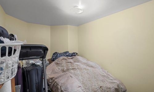 140 Grant St, Fall River MA 02721-1239 exterior