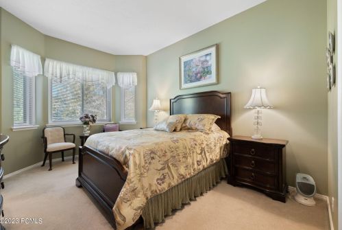 1729 Silver Spg, Park City UT 84098-6033 exterior