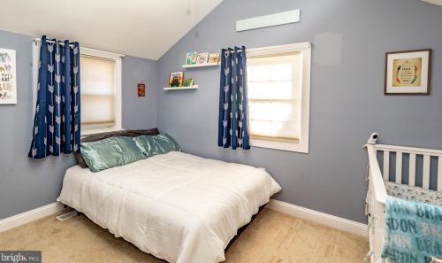 1366 Georgia Ave, West Deptford NJ 08093-1924 exterior