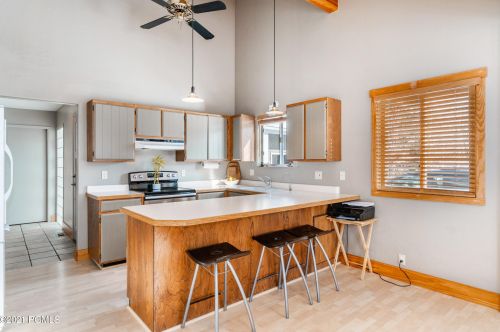 2030 Lucky John Dr, Park City UT 84060-6920 exterior