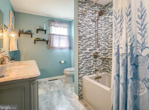 60 Route 156, Trenton NJ 08620-1728 exterior