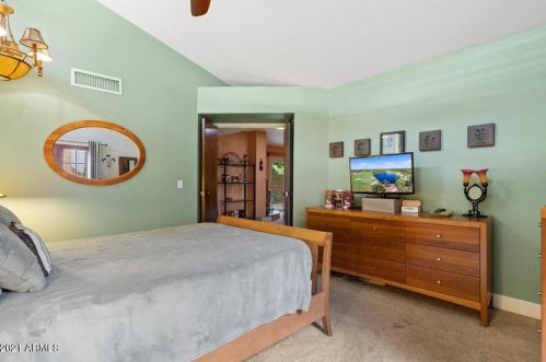 10632 11th St, Phoenix AZ 85020-1180 exterior