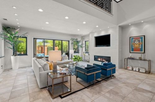 2455 Halloran St, Fort Worth TX 76107-6631 exterior