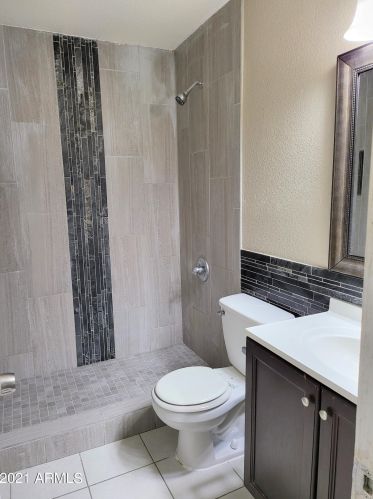 2608 71 Ave, Phoenix AZ 85033-1460 exterior