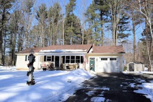 182 Lakewood Dr, Royalston MA  01331-3546 exterior