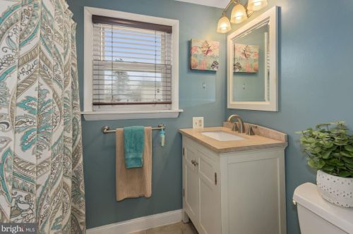 41 Andaloro Way, West Deptford NJ 08093-1640 exterior