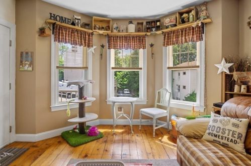 67 Catharine St, Worcester MA 01605-2708 exterior