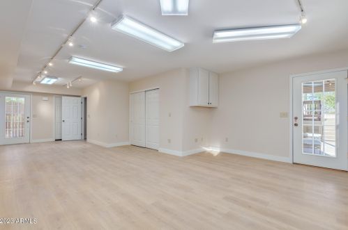 3835 Ahwatukee Dr, Phoenix AZ 85044-2033 exterior