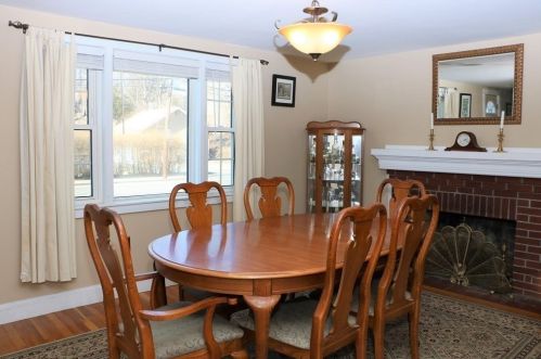 372 St, Weymouth MA 02191-1330 exterior