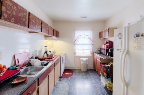 25 Merrick St, Worcester MA 01609-1837 exterior