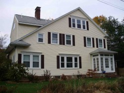 15 Hamlin Rd, Newton, MA 02459-1001
