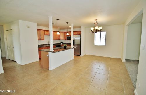19215 29 Pl, Phoenix AZ 85008-2818 exterior