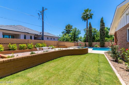 6501 2nd St, Phoenix AZ 85022-1005 exterior