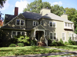 55 Ellis Rd, Newton, MA 02465-2916