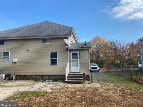 406 Dupont Ave, West Deptford NJ 08066-1169 exterior