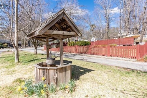 277 Haverhill St, North Reading MA 01864-1452 exterior