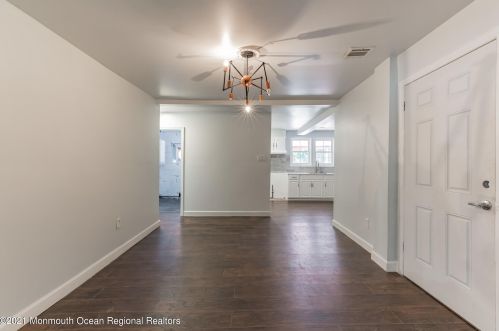 720 Carter Ave, West Deptford NJ  08096-1468 exterior