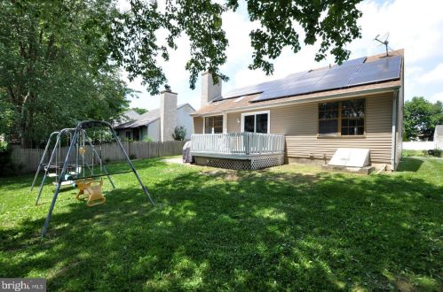 5 Belmont Ct, Erial NJ 08081-9220 exterior