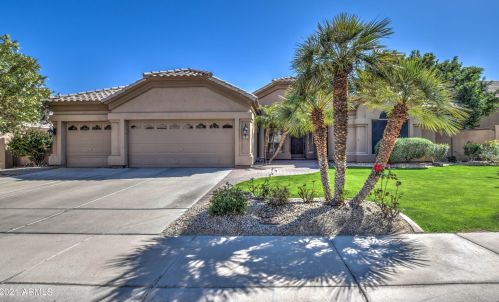 933 Desert Flower Ln, Phoenix, AZ 85048-4454