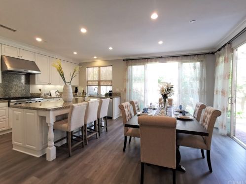 204 Parkdale, Irvine CA 92620-2167 exterior