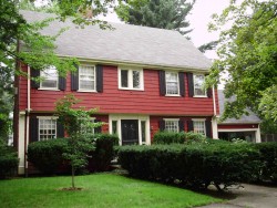 25 Olde Field Rd, Newton, MA 02459-2757