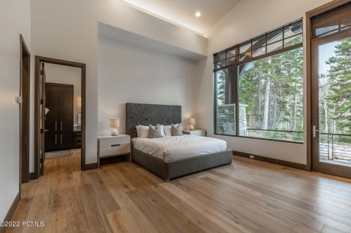 215 White Pne Cyn Rd, Park City UT 84060-6514 exterior