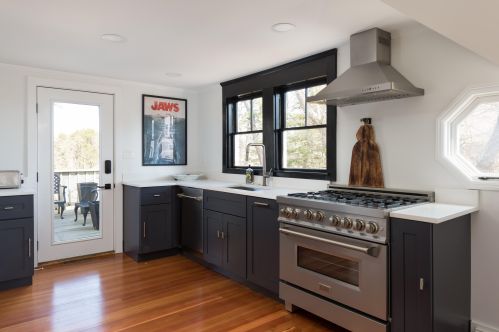 249 Ridgevale Rd, Chatham MA 02633-1074 exterior