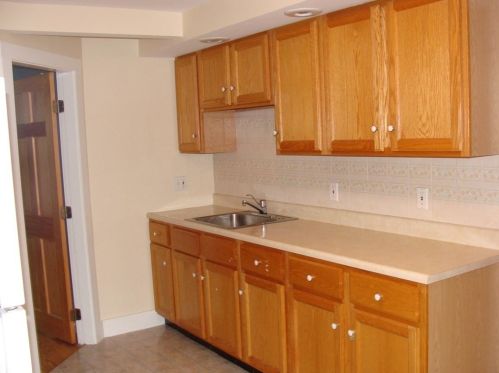 21 Britannia St, Taunton MA 02780-1633 exterior