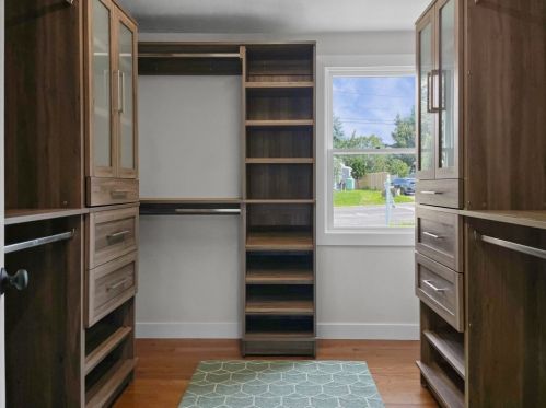 14 Hodgkins Rd, Rockport MA  01966-2004 exterior