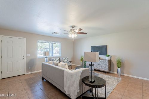 3009 Anderson Dr, Phoenix AZ 85053-1812 exterior