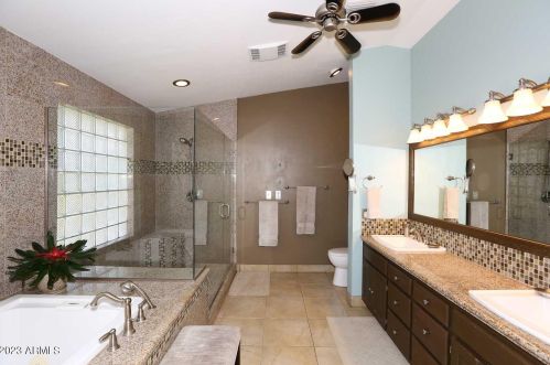 6212 14 Pl, Phoenix AZ 85014-1737 exterior