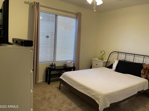 16017 34th Ave, Phoenix AZ 85051-1206 exterior