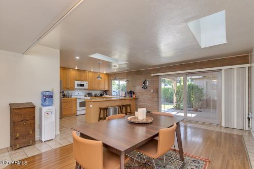 8039 6 Pl, Phoenix AZ 85024-1000 exterior