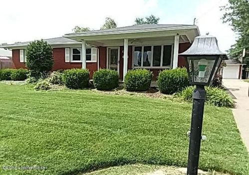6207 Pages Ln, Louisville, KY 40258-2065