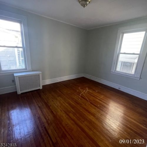 32 Windsor St, Kearny NJ 07032-2069 exterior