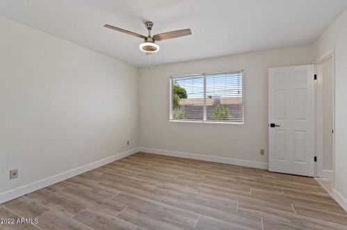 2165 Eugie Ave, Phoenix AZ 85029-1614 exterior