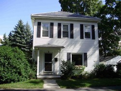 86 Freeman St, Newton, MA 02466-1207