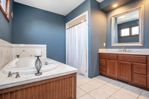 41 Lowell St, Lawrence MA 01841-4648 exterior