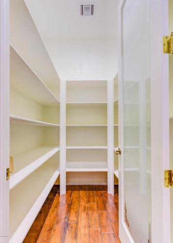 8116 3rd Ave, Phoenix AZ 85086-7203 exterior