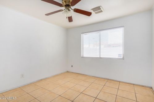 2502 Edgemont Ave, Phoenix AZ 85035-1716 exterior