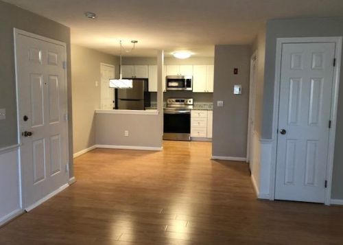 2 Englewood Dr, Harwich MA 02645-2737 exterior