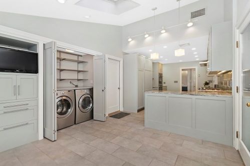 354 Otis St, Newton MA 02460-1817 exterior