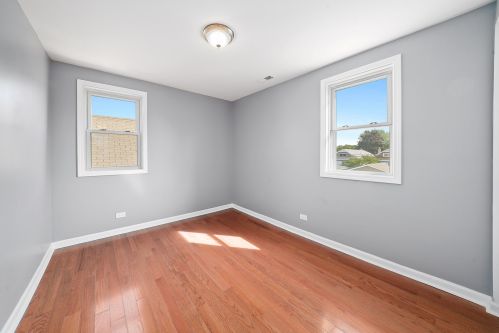 3713 Oak Park Ave, Forest View IL 60402-3902 exterior