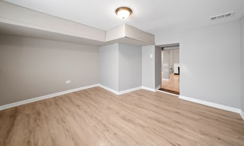 3713 Oak Park Ave, Forest View IL 60402-3902 exterior