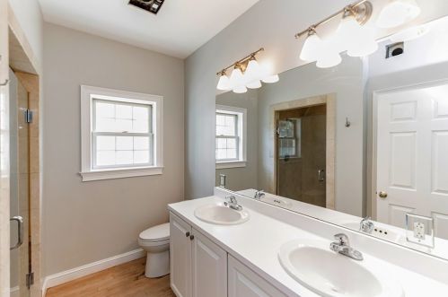 40 Howland St, Needham MA 02492-2901 exterior